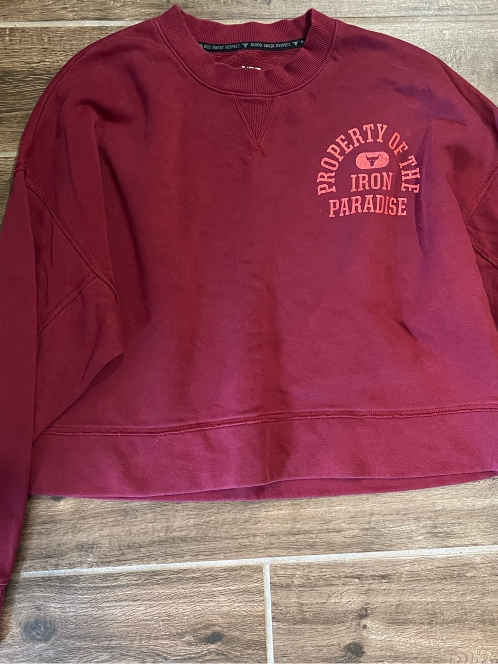 Women's Maroon Crewneck Rock Crop  Sweatshirt